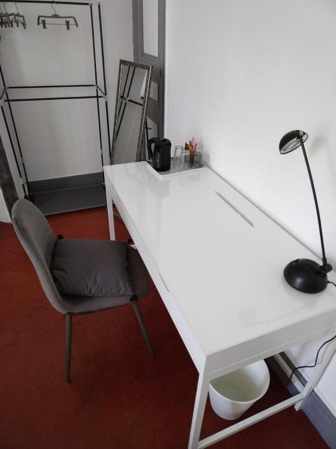 Quartier Des Createurs "La Plaine Cours Julien" Chambre Privee Dans Appartement Menage Frequent Des Parties Commune Marseille Eksteriør billede