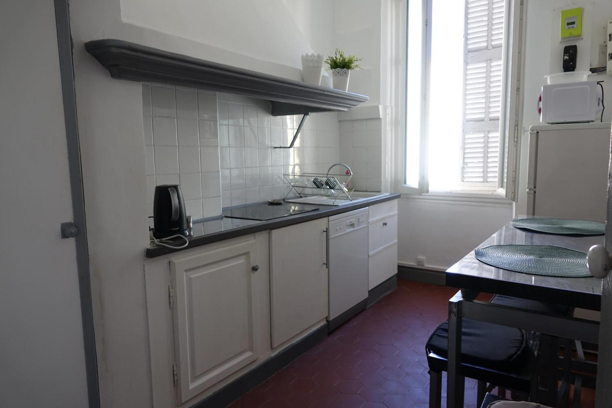 Quartier Des Createurs "La Plaine Cours Julien" Chambre Privee Dans Appartement Menage Frequent Des Parties Commune Marseille Eksteriør billede